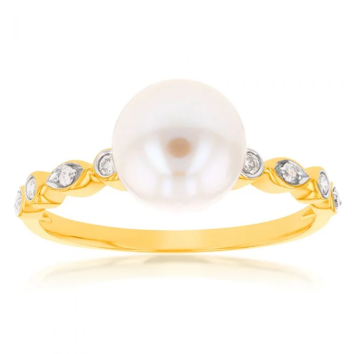 Discounted Jewelry For A Glamorous Look 9ct Yellow Gold Freshwater Pearl and Diamond Ring