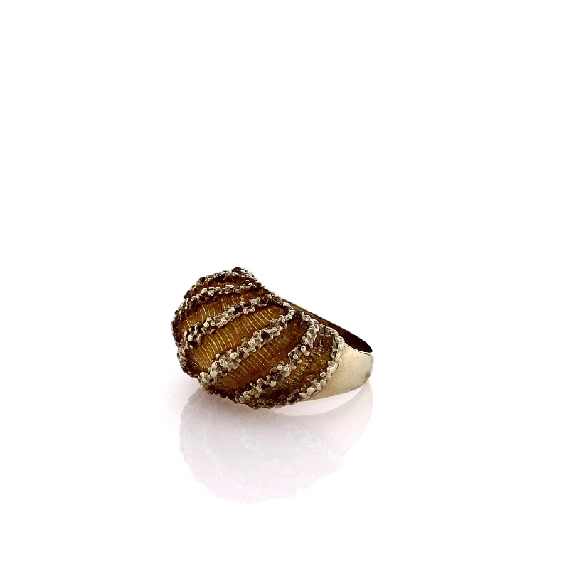 High-Quality Gemstone Jewelry For Special Occasions Estate 14k Yellow Gold Textured Top Shrimp Ring