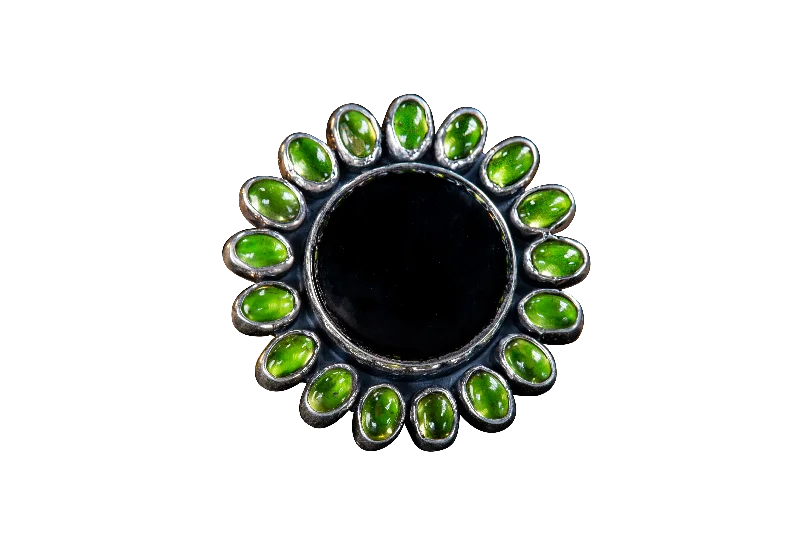 Best Jewelry Sale Prices – Limited-Time Offer Onyx & Peridot Ring | Federico Jimenez