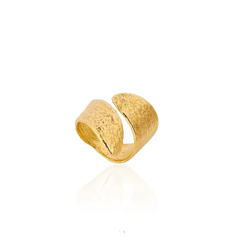 Special Offers On Handcrafted And Designer Jewelry Gold Mistle Kiss Ring