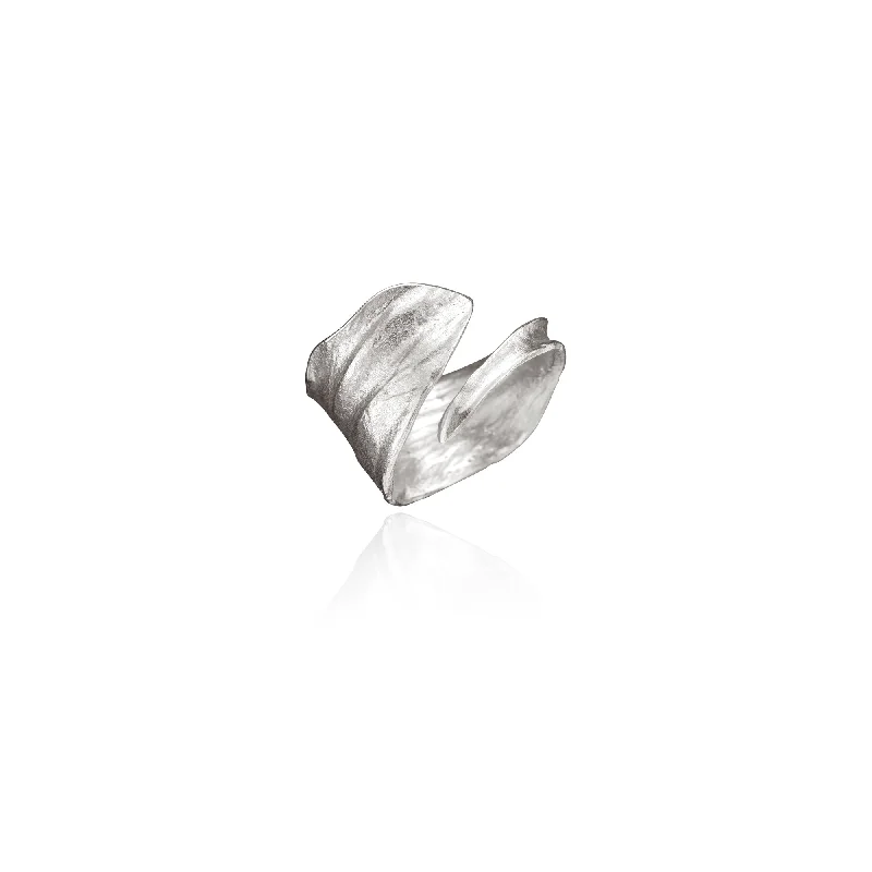 Get The Sparkle You Love At Prices You Adore Silver Iris Petal Ring