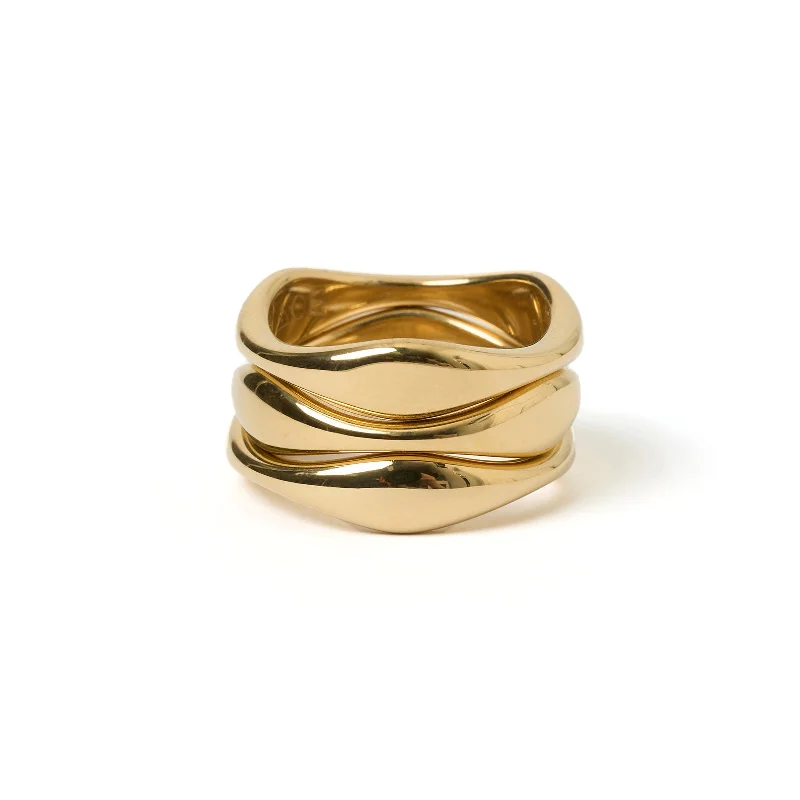 Buy More, Save More – Special Jewelry Discounts Triple Dune Gold Ring Stack
