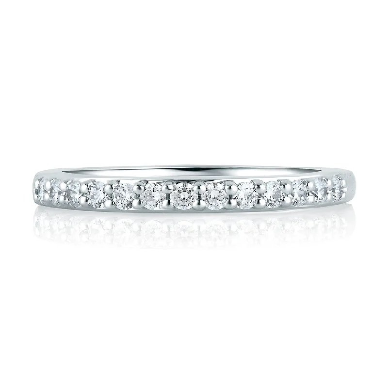 Your Dream Jewelry At Dream Prices A.Jaffe Signature Shared Prong Set Diamond Wedding Band MRS057/26 Your Dream Jewelry At Dream Prices A.Jaffe Signature Shared Prong Set Diamond Wedding Band MRS057/26