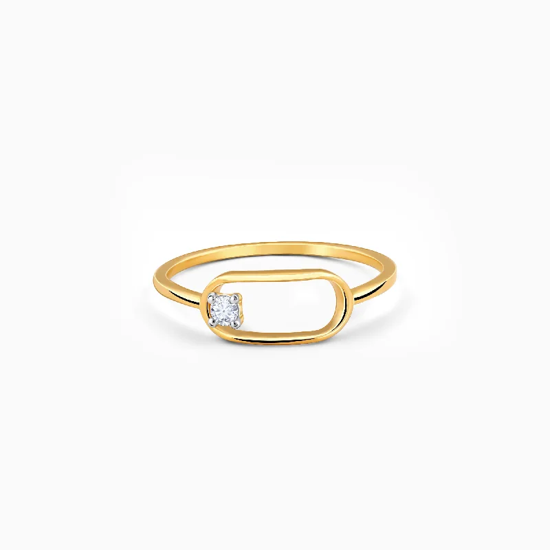 Delicate Crystal Jewelry For Sophisticated Charm Gold Gleaming Grace Solitaire Diamond Ring Delicate Crystal Jewelry For Sophisticated Charm Gold Gleaming Grace Solitaire Diamond Ring