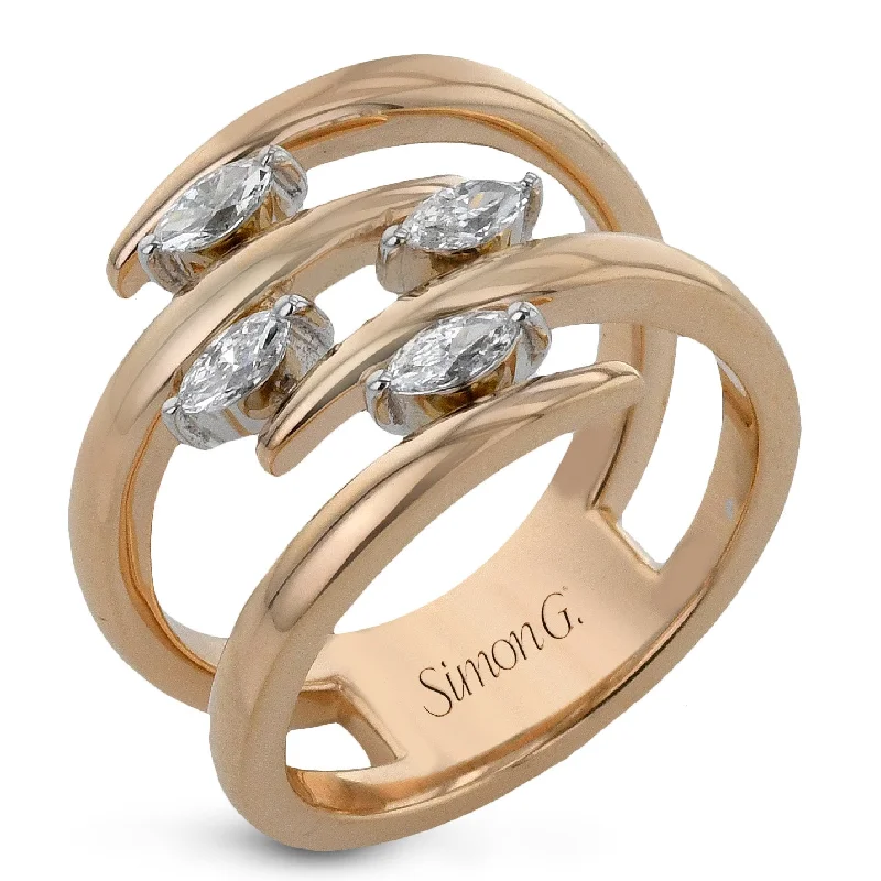 Huge Savings On Premium Jewelry Styles Fashion Ring In 18k Gold With Diamonds