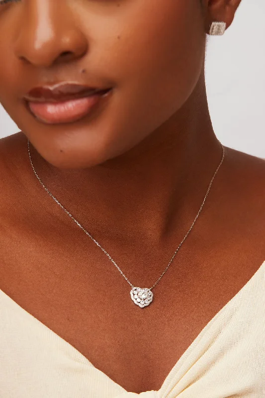 Affordable Glamour – Premium Jewelry At Special Prices Moon Heart Moissanite Necklace