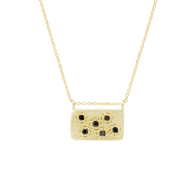Holiday Jewelry Sale – Perfect Gifts At The Best Prices Six flower necklace