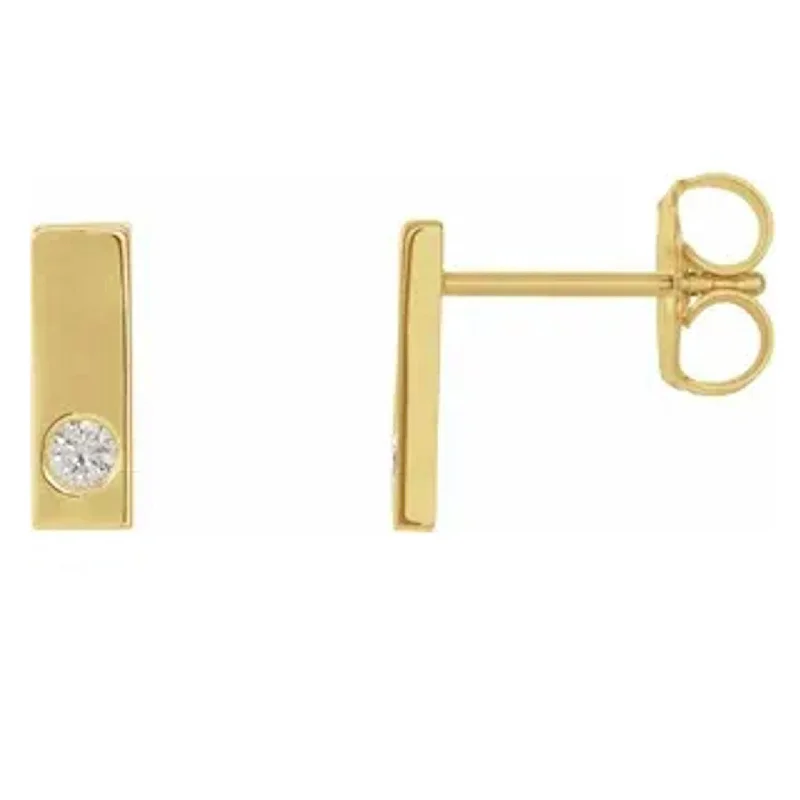 Chic, Trendy, And Affordable Jewelry Sale 14k Diamond Bar Studs (E1701KY)