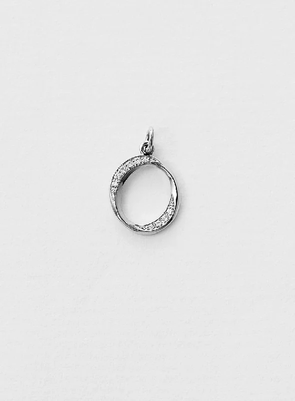 Discounted Jewelry For A Glamorous Look Diamond Letter O 18K Whitegold Necklace or Pendant w. Diamond