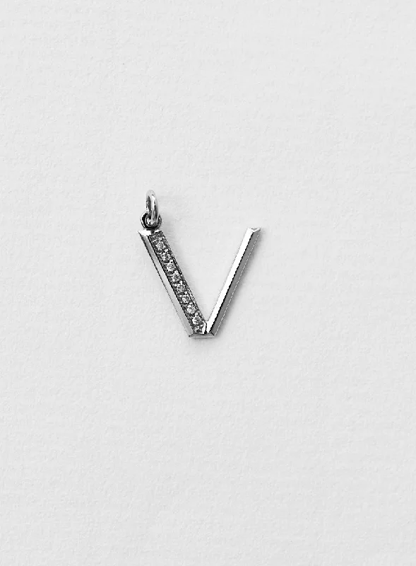 Bestselling Jewelry Now On Sale – Elevate Your Look Diamond Letter V 18K Whitegold Necklace or Pendant w. Diamond Bestselling Jewelry Now On Sale – Elevate Your Look Diamond Letter V 18K Whitegold Necklace or Pendant w. Diamond