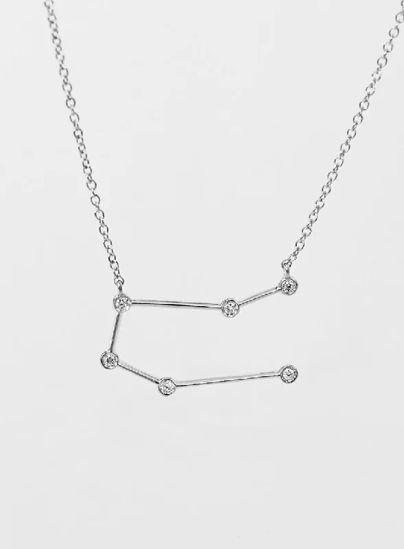 Luxury Jewelry Without The Luxury Price Tag Star Sign Gemini 18K Whitegold Necklace w. Diamond Luxury Jewelry Without The Luxury Price Tag Star Sign Gemini 18K Whitegold Necklace w. Diamond