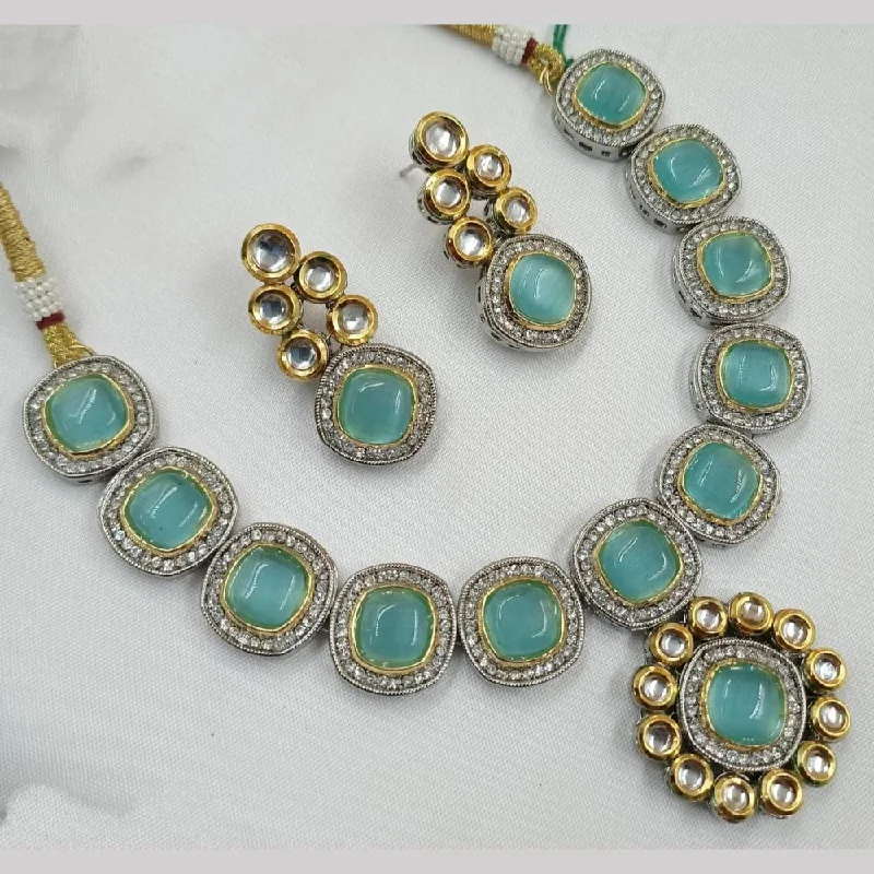 Delicate Crystal Jewelry For Sophisticated Charm FS Collection Gold Plated Crystal Stone Necklace Set