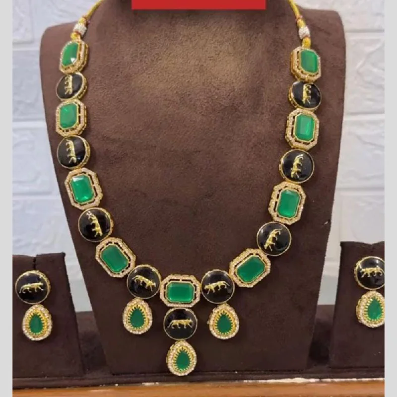 Affordable Gold-Plated Jewelry For Modern Fashion FS Collection Gold Plated Crystal Stone Necklace Set Affordable Gold-Plated Jewelry For Modern Fashion FS Collection Gold Plated Crystal Stone Necklace Set