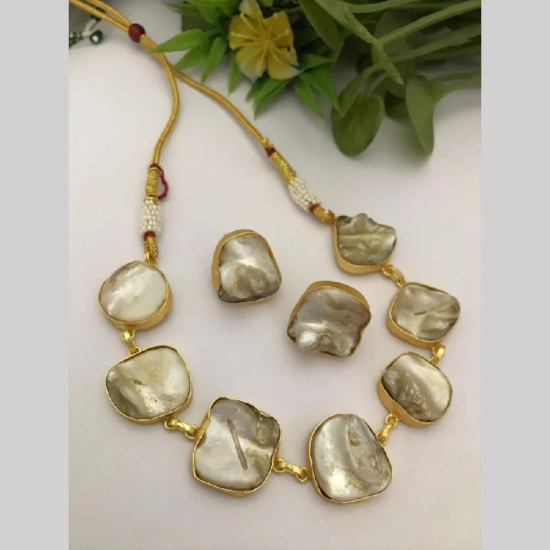 Unique Jewelry Designs Now At Discounted Rates FS Collection Gold Plated Mother Of Pearl Necklace Set Unique Jewelry Designs Now At Discounted Rates FS Collection Gold Plated Mother Of Pearl Necklace Set