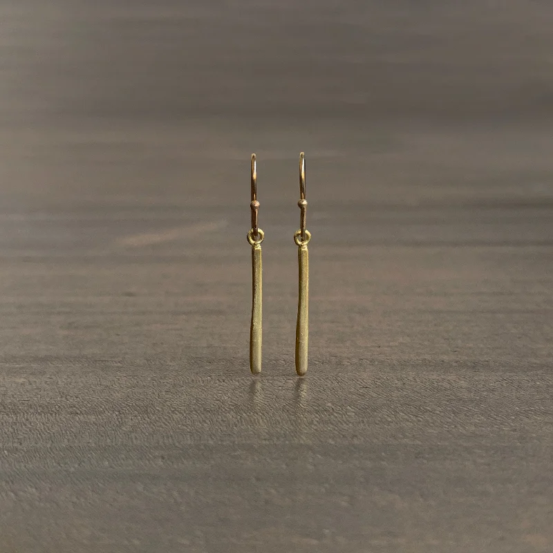 Unlock Unbeatable Jewelry Deals Before They’Re Gone Classic Gold Twig Earrings