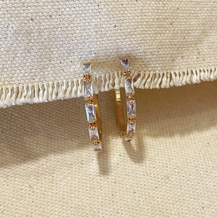 Make Your Outfit Shine With Discounted Jewelry Baguette Hoops