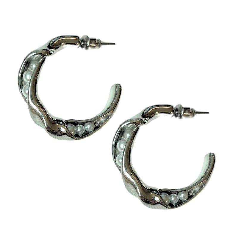 Flash Jewelry Sale – Get Stunning Pieces At Low Prices Twisted Pearl Hoops in Silver Flash Jewelry Sale – Get Stunning Pieces At Low Prices Twisted Pearl Hoops in Silver