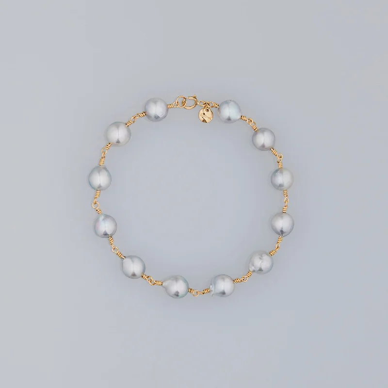 Exclusive Jewelry Sale – Grab Timeless Pieces Now One-of-a-Kind Akoya Pearl Bracelet | APB9-OOAK Exclusive Jewelry Sale – Grab Timeless Pieces Now One-of-a-Kind Akoya Pearl Bracelet | APB9-OOAK