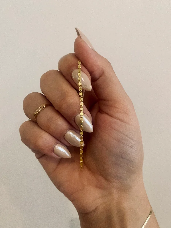 Final Call For Exquisite Jewelry At Reduced Rates MIRROR CHAIN BRACELET