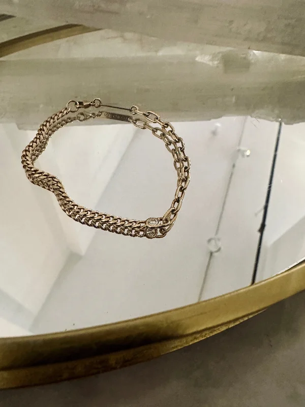 Flash Sale On Elegant Jewelry – Don't Miss Out FLOATING DIAMOND SPLIT CHAIN BRACELET Flash Sale On Elegant Jewelry – Don't Miss Out FLOATING DIAMOND SPLIT CHAIN BRACELET