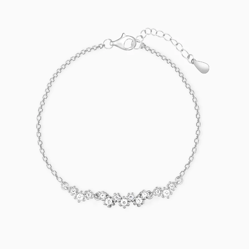 Shine Without Limits – Jewelry Sale Happening Now Silver Beautiful Glittering Bracelet Shine Without Limits – Jewelry Sale Happening Now Silver Beautiful Glittering Bracelet