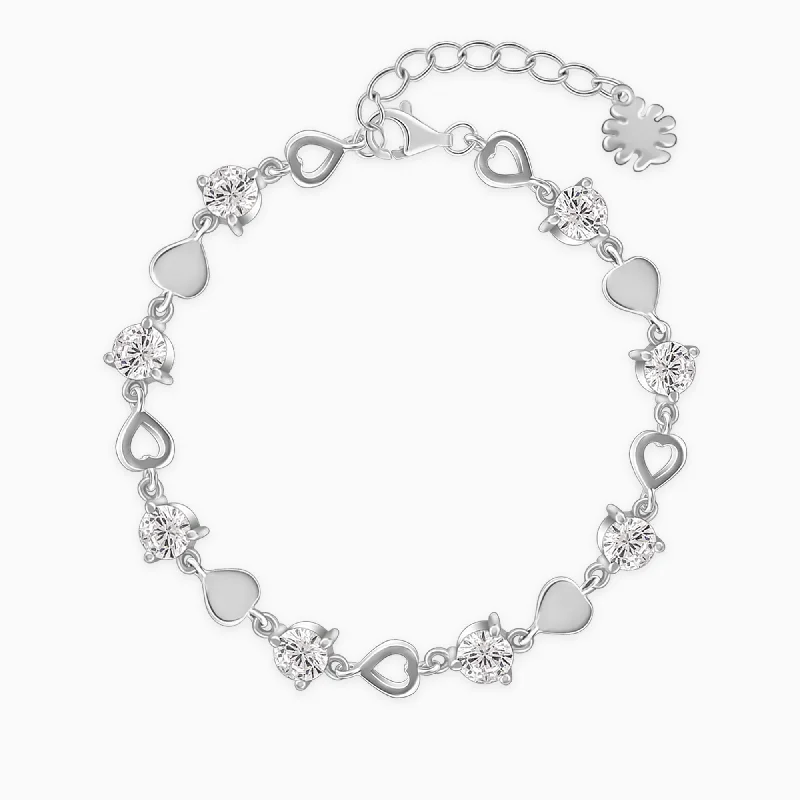 Luxury Handcrafted Jewelry For Elegant Looks Anushka Sharma Silver Heartlock Bracelet Luxury Handcrafted Jewelry For Elegant Looks Anushka Sharma Silver Heartlock Bracelet
