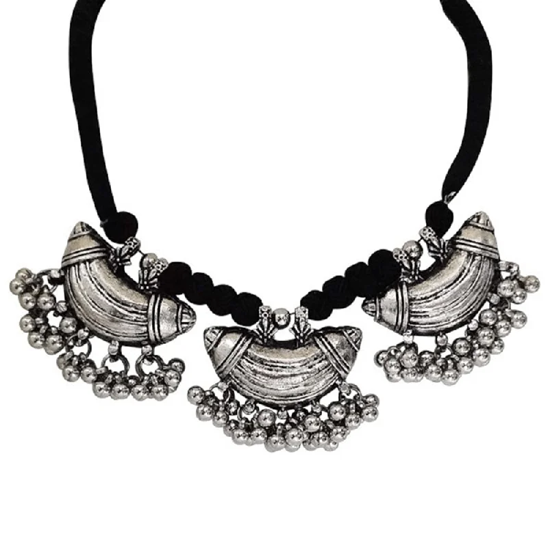 The Perfect Jewelry Piece At The Perfect Price Bevy Pearls Oxidised Plated  Necklace