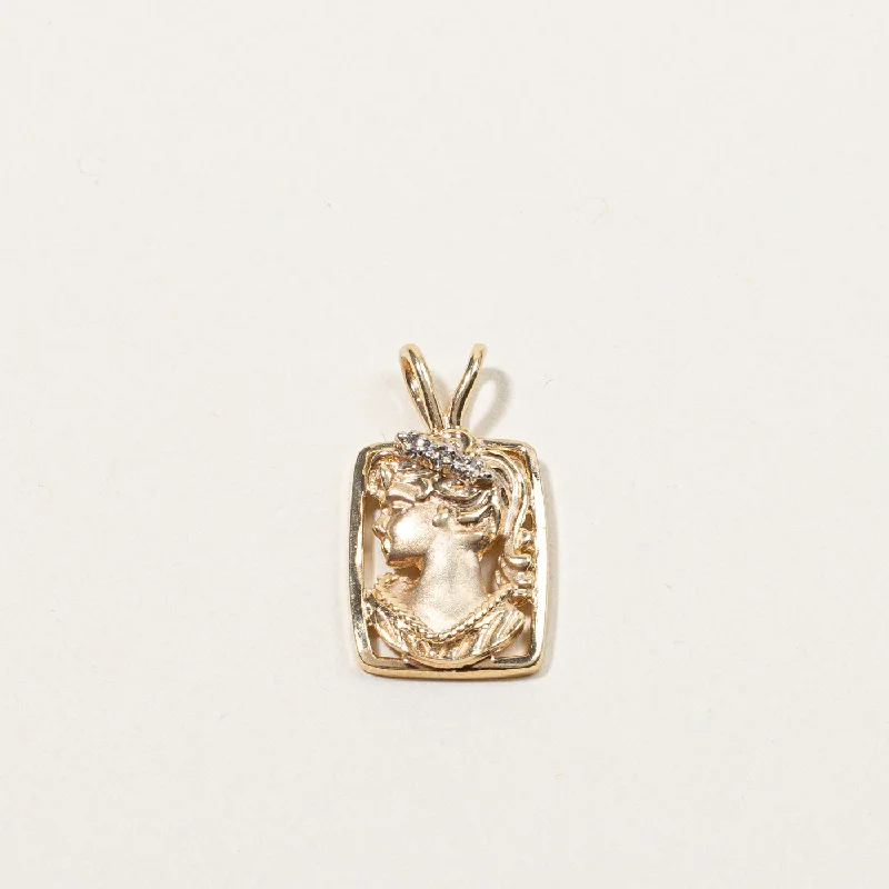 Clearance Sale On High-End Jewelry Collections Diamond Gold Portrait Pendant | 0.02ctw | Clearance Sale On High-End Jewelry Collections Diamond Gold Portrait Pendant | 0.02ctw |