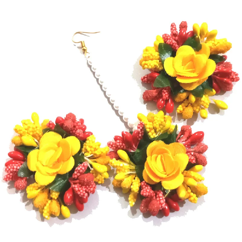 Premium Jewelry Now Available At Special Discounts Kavyas Kreation Floral Earrings With Mangtikka Premium Jewelry Now Available At Special Discounts Kavyas Kreation Floral Earrings With Mangtikka
