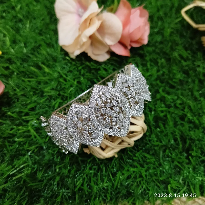 Limited-Stock Jewelry Sale – Shop Before It's Gone Sunflower Fashion Jewellery Rose Gold Plated AD Stone Openable Kada Limited-Stock Jewelry Sale – Shop Before It's Gone Sunflower Fashion Jewellery Rose Gold Plated AD Stone Openable Kada